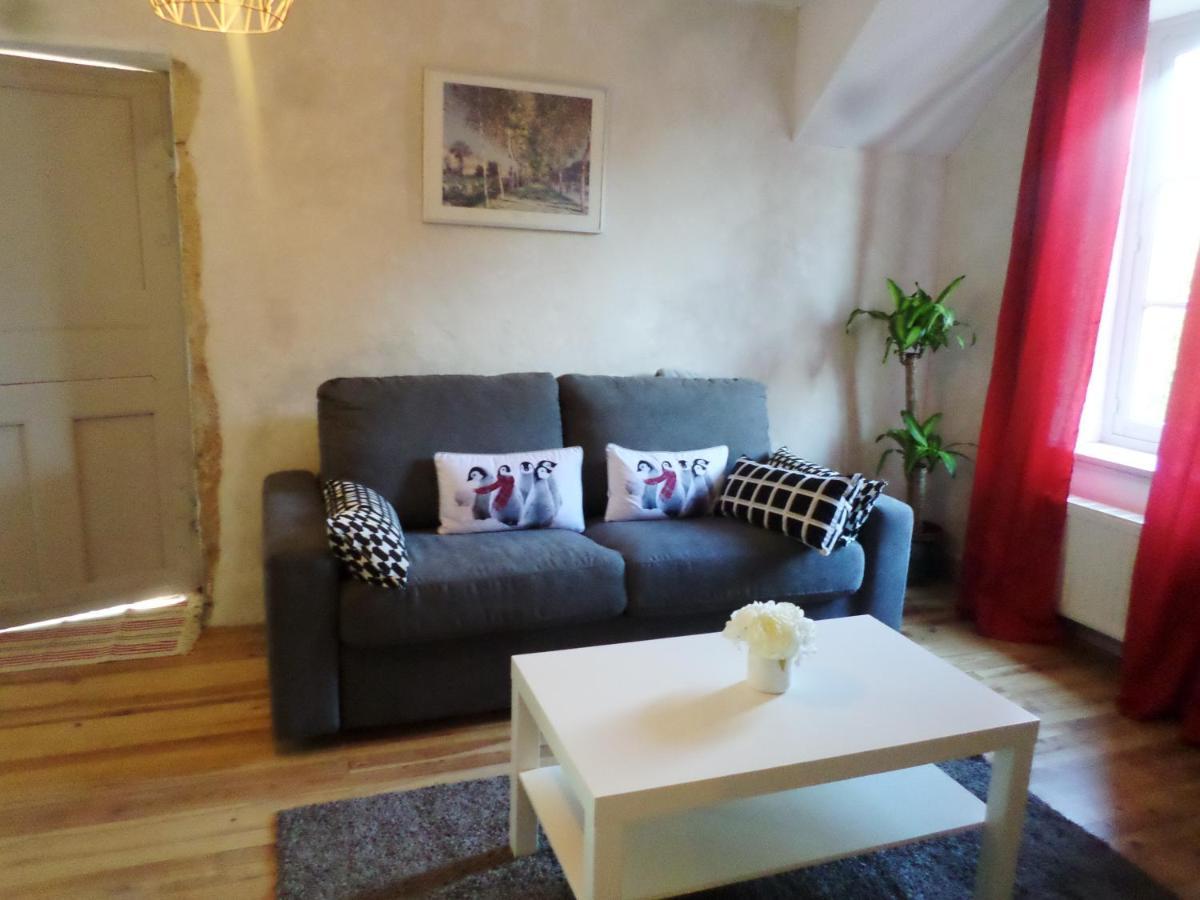 Les Marronniers Bed & Breakfast La Chapelle-sous-Brancion ภายนอก รูปภาพ