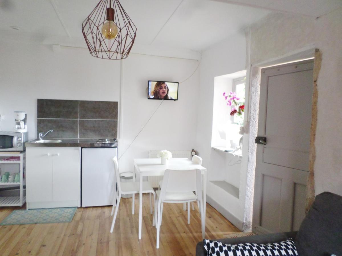 Les Marronniers Bed & Breakfast La Chapelle-sous-Brancion ภายนอก รูปภาพ